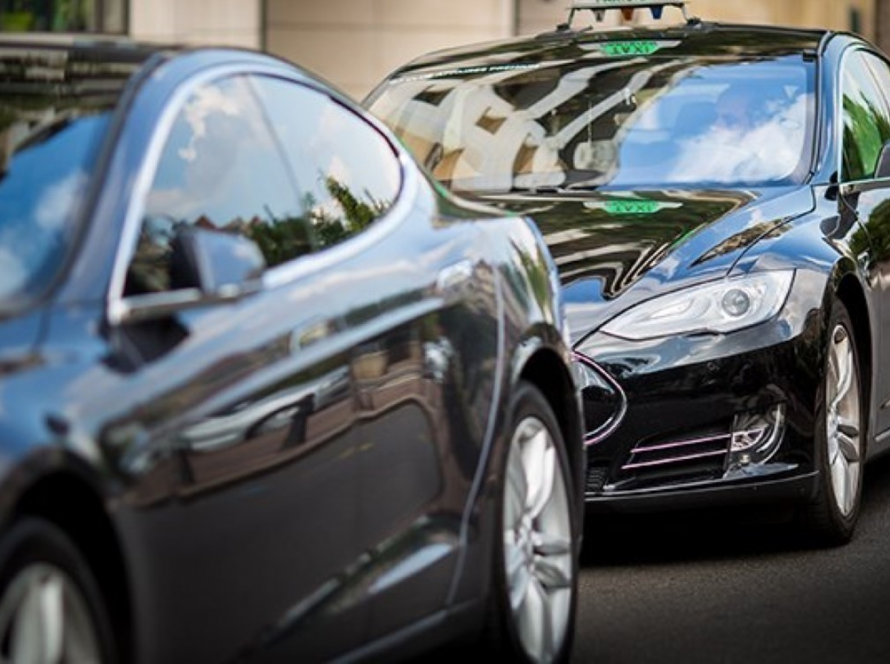 Taxis adoptant des véhicules écologiques pour une mobilité durable et une meilleure qualité de l'air